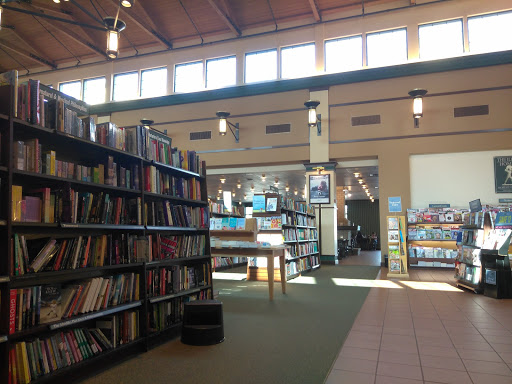 Book Store «Barnes & Noble», reviews and photos, 235 Daniel Webster Hwy, Nashua, NH 03060, USA