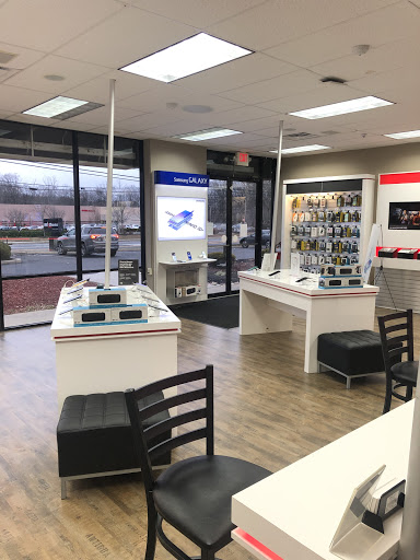 Cell Phone Store «Verizon Authorized Retailer, TCC», reviews and photos, 660 Woodbury Glassboro Rd c, Sewell, NJ 08080, USA