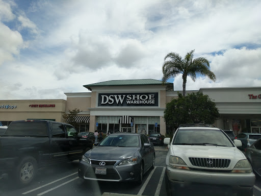 Shoe Store «DSW Designer Shoe Warehouse», reviews and photos, 17502 Hawthorne Blvd, Torrance, CA 90504, USA