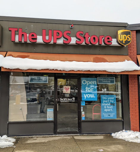 Shipping and Mailing Service «The UPS Store», reviews and photos, 680 Main St #1A, Walpole, MA 02081, USA