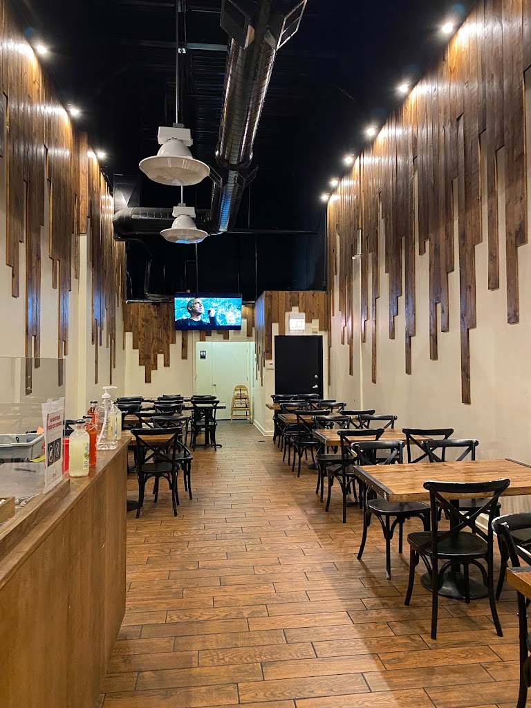 Manzo's Burger 60643