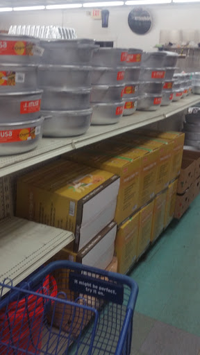 Supermarket «Walnut Supermarket», reviews and photos, 5131 Walnut St, Philadelphia, PA 19139, USA