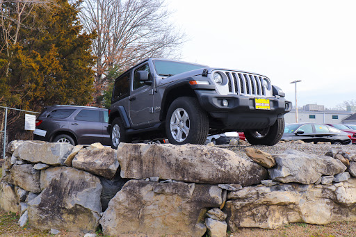 Jeep Dealer «Route 18 Chrysler Jeep Dodge Ram», reviews and photos, 400 NJ-18, East Brunswick, NJ 08816, USA