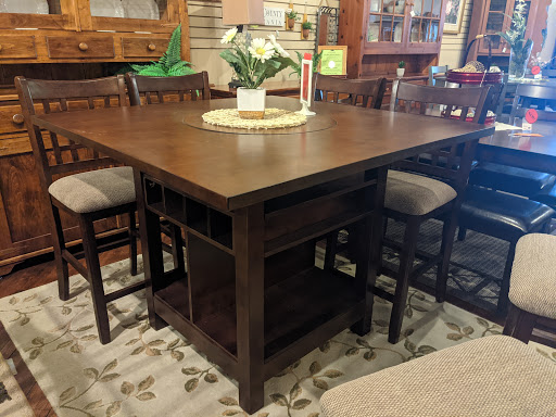 Used Furniture Store «Hometown Refurnishing», reviews and photos, 24 E Main St, Ephrata, PA 17522, USA