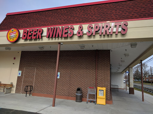Liquor Store «ShopRite Wines and Spirits of Clifton», reviews and photos, 895 Paulison Ave, Clifton, NJ 07011, USA