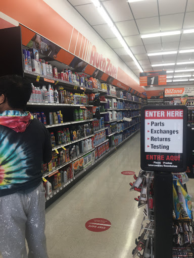 Auto Parts Store «AutoZone», reviews and photos, 10002 16th Ave SW, Seattle, WA 98146, USA