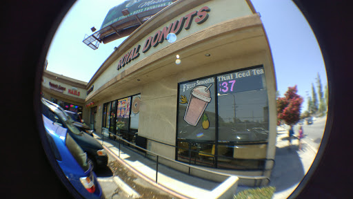 Donut Shop «Royal Donuts», reviews and photos, 22814 Victory Blvd, Woodland Hills, CA 91367, USA