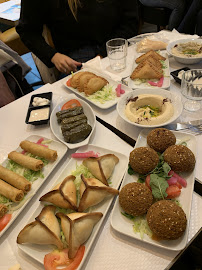 Plats et boissons du Restaurant libanais Chez Elie à Paris - n°9