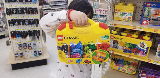 Fabric Store «Jo-Ann Fabrics and Crafts», reviews and photos, 8245 W Golf Rd, Niles, IL 60714, USA