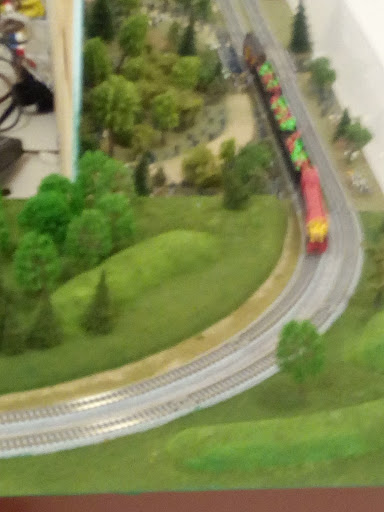 Community Center «Pioneer Columbus Community Center», reviews and photos, 2100 SE 5th St, Des Moines, IA 50315, USA