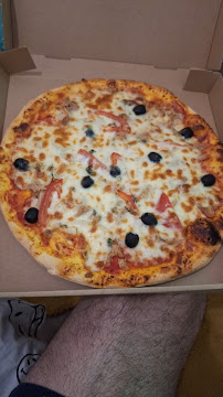 Plats et boissons du Pizzas à emporter ESCAP PIZZA by L'escapade Italienne à Séné - n°8