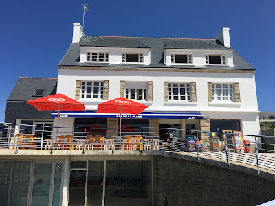 Bar de la plage Kervel à Plonévez-Porzay