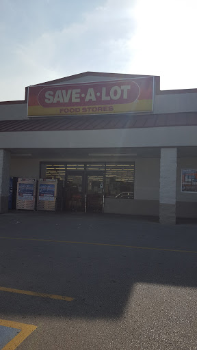 Save-A-Lot, 2327 Decherd Blvd, Decherd, TN 37324, USA, 