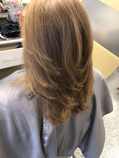 Hair Salon «Great Clips», reviews and photos, 68 W Jimmie Leeds Rd, Galloway, NJ 08205, USA