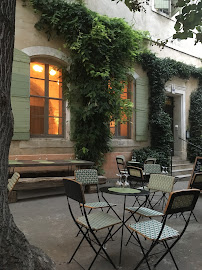 Atmosphère du Restaurant L'Épicerie du Cloître à Arles - n°6