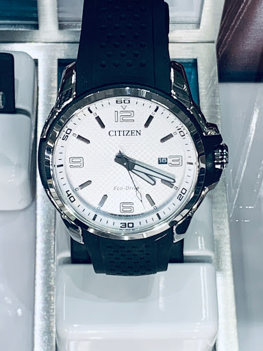 Pawn Shop «Hillsboro Pawn», reviews and photos, 1545 SE Tualatin Valley Hwy, Hillsboro, OR 97123, USA