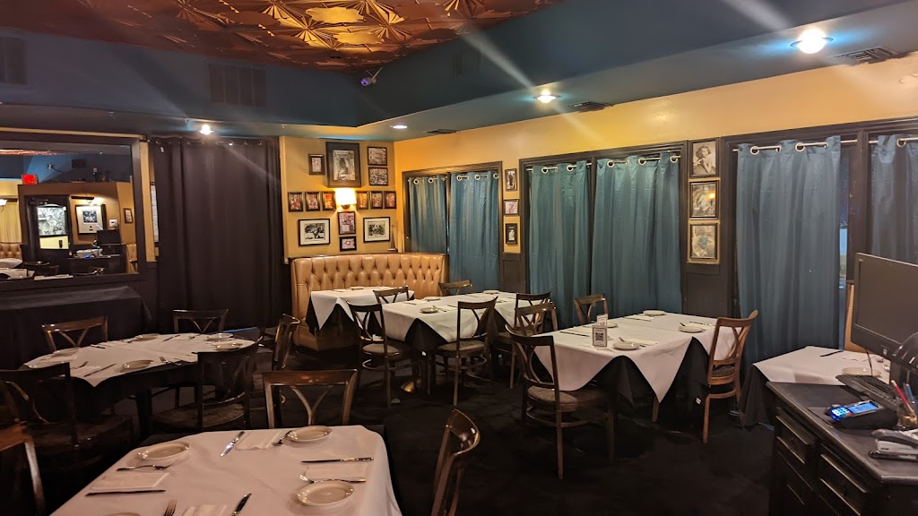 Frankie's on Melrose 90038