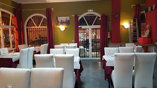 Buddha Tandoori Indian & Nepalese Restaurant - C. Duquesa de Arcos, 14, 29692 San Luis de Sabinillas, Málaga