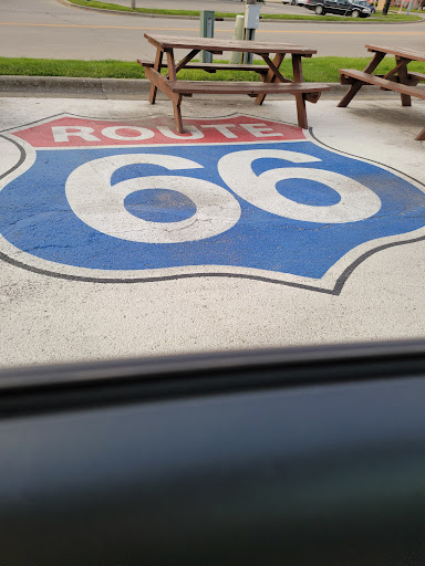 Coffee Shop «Starbucks», reviews and photos, 1700 Avenue of Mid-America, Effingham, IL 62401, USA