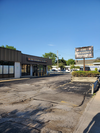 Donut Shop «Doughnut Pantry», reviews and photos, 14600 Madison Ave, Lakewood, OH 44107, USA