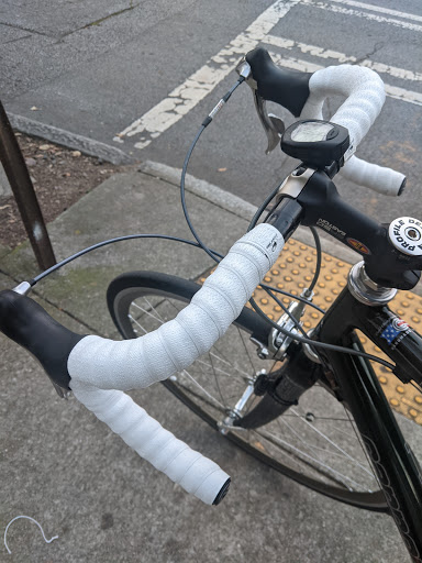 Bicycle Store «Atlanta Pro Bikes», reviews and photos, 1039 North Highland Avenue Northeast, Atlanta, GA 30306, USA