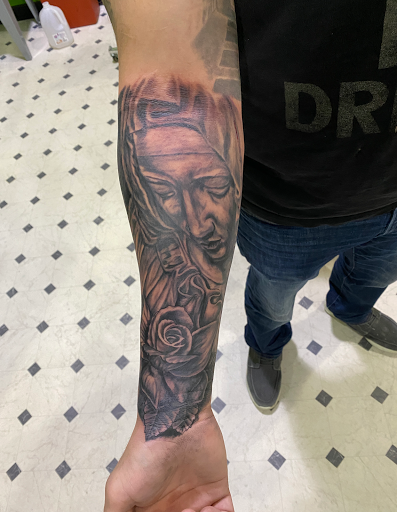 Explore tattoo ideas that represent family, creative tattoo ideas in Evansville, available at Ink Therapy 101