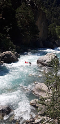Yes, we raft! Rafting et kayak Durance et Guil. Guillestre, Vars, Risoul, Embrun; à Saint-Clément-sur-Durance
