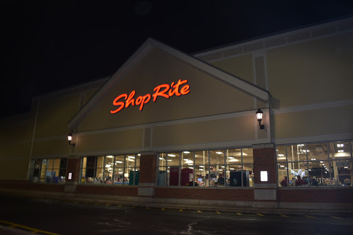 Shopping Mall «The Shoppes at Farmington Valley», reviews and photos, 110 Albany Turnpike, Canton, CT 06019, USA