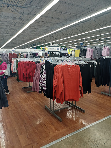 Discount Store «Walmart», reviews and photos, 301 Falls Blvd, Quincy, MA 02169, USA