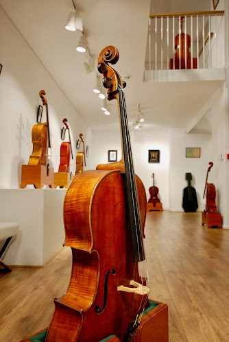 Comments and reviews of Tom Woods Cellos