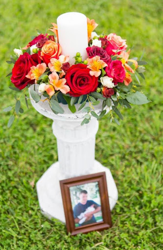 Florist «Elkton Florist», reviews and photos, 262 Florist Rd, Elkton, VA 22827, USA