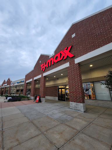 Department Store «T.J. Maxx», reviews and photos, 701 N Milwaukee Ave #252, Vernon Hills, IL 60061, USA