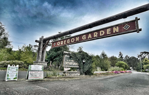 Resort «Oregon Garden», reviews and photos, 879 W Main St, Silverton, OR 97381, USA