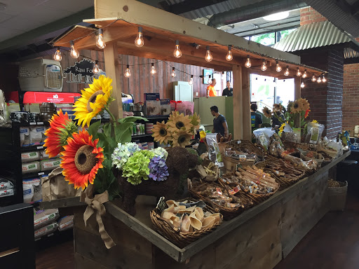 Pet Supply Store «EarthWise Pet Supply East Village», reviews and photos, 1051 Market St, San Diego, CA 92101, USA