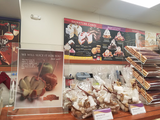 Ice Cream Shop «Cold Stone Creamery», reviews and photos, 12418 Olive Blvd, Creve Coeur, MO 63141, USA