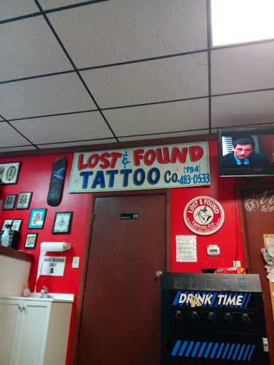 Tattoo Shop «Lost & Found Tattoo Co.», reviews and photos, 1828 E Michigan Ave, Ypsilanti, MI 48198, USA