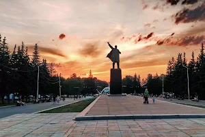 Lenin Square image