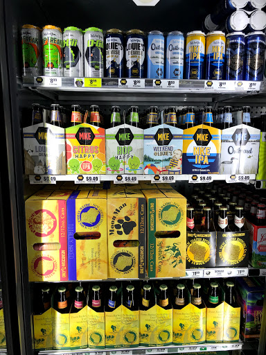 Liquor Store «Tourist Convenience: Liquor Store», reviews and photos, 240 W Wells St, Milwaukee, WI 53203, USA