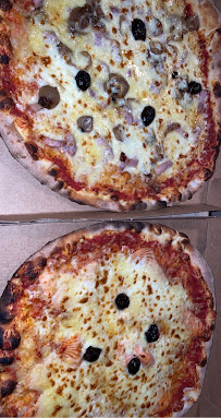 Plats et boissons du Pizzas à emporter La Grange à Pizza à Les Abrets en Dauphiné - n°2