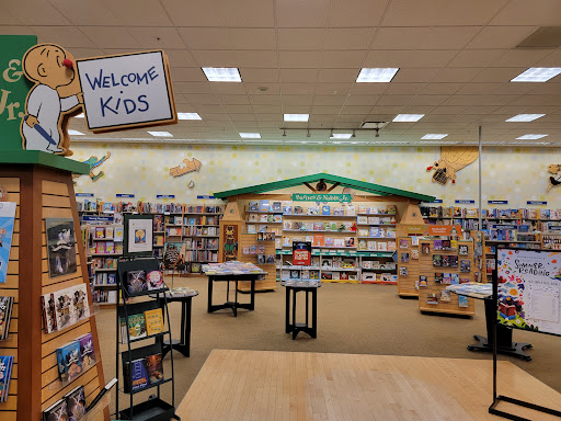 Barnes & Noble image