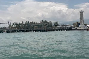 Pelabuhan Bangsal Penyeberangan Gili image