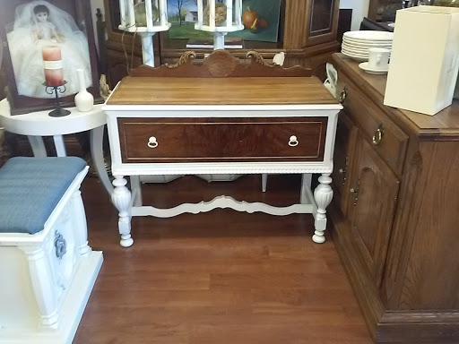 Thrift Store «Taste and See Thrift/Antiques», reviews and photos, 720 NY-25A, Rocky Point, NY 11778, USA