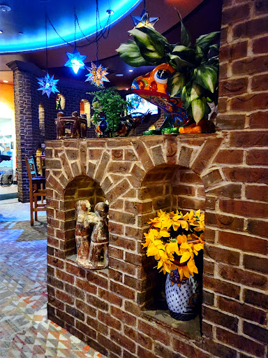 Mexican Restaurant «Margaritas Mexican Restaurant», reviews and photos, 725 Cochituate Rd, Framingham, MA 01701, USA