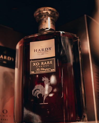 Liquor Store «Fine Wines & Liquors», reviews and photos, 300 NJ-18, East Brunswick, NJ 08816, USA