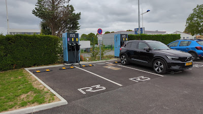 Threeforce Charging Station à Joué-lès-Tours