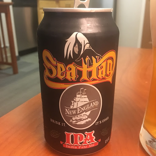 Liquor Store «Amity Wine & Spirit Co», reviews and photos, 95 Amity Rd, New Haven, CT 06515, USA