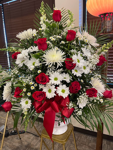 Florist «Janousek Florist Inc. & Greenhouses», reviews and photos, 4901 Charles St, Omaha, NE 68132, USA