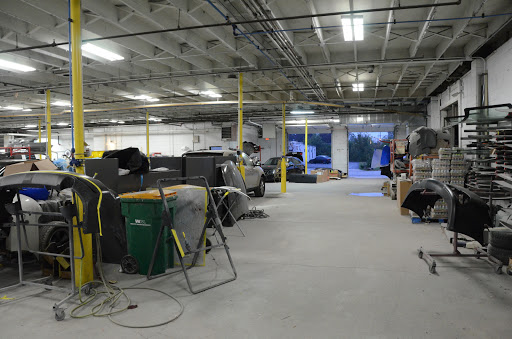 Auto Body Shop «Addison Auto Body and Glass, Inc.», reviews and photos, 21 Factory Rd, Addison, IL 60101, USA