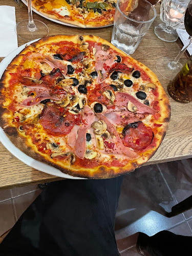 Dell'Angolo Pizzeria - London