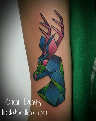 Tattoo Shop «Lucky Bella Tattoos», reviews and photos, 9805 Maumelle Blvd, North Little Rock, AR 72113, USA